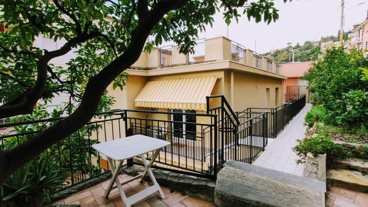 Residence Mare Azzurro Lerici Exteriör bild