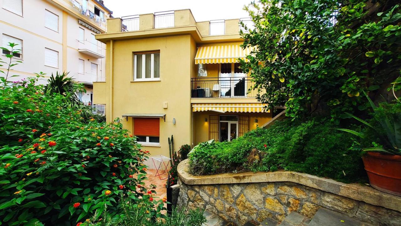 Residence Mare Azzurro Lerici Exteriör bild